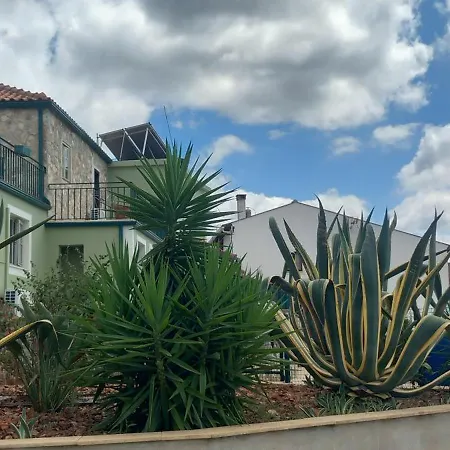 De Oliveiras Penela